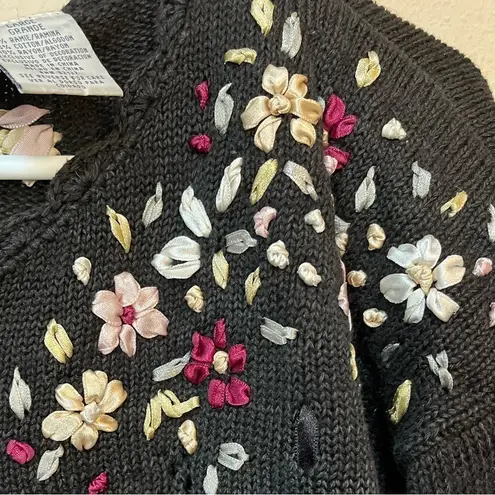 Vintage Black Embroidered Floral Sweater L Ramie Cotton 90s Size L