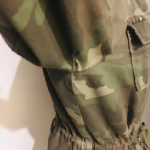 INC International Concepts Studded Camo Field Drawstring Jacket Womens Small Tan