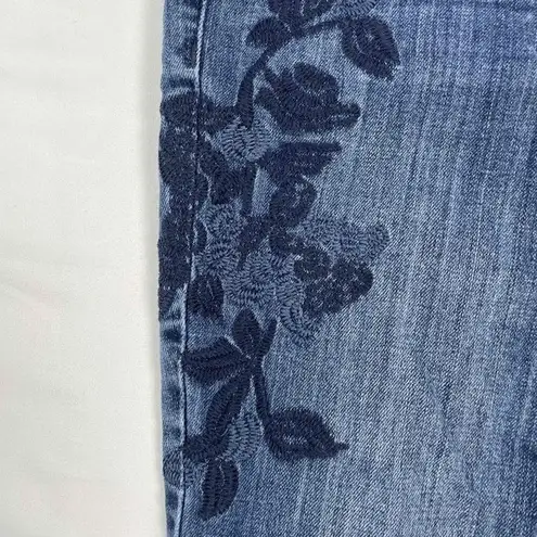 Elle Women's Retro Blue Floral Embroidery Classic Medium Wash Jeans Size 8