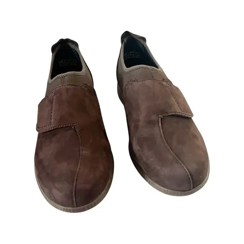 Munro Janis Slip-On Sneaker Brown Size 8