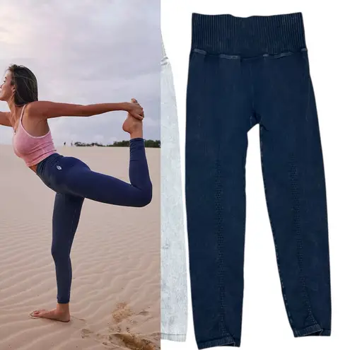 Free People Movement Good Karma Leggings Bundle M/L Iced Grey & Deepest Navy Blue Size M