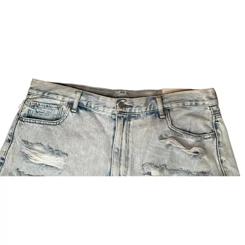 American Eagle NEW  Womens Mom Jean Shorts Light Wash Distressed High Waist 16
