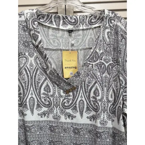 Allegrace White/Blk Paisley V Neck Short Sleeve Size 3XL Flowy Boho Plus Black
