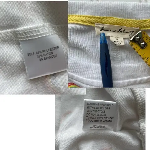 Jane and Delancey Rainbow Sweatshirt White Small Lightweight pullover