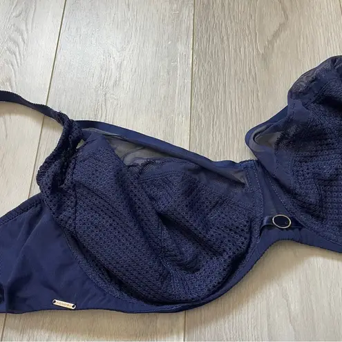 Chantelle Mesh Bra soft cup full figure womens Navy Blue (size 36DDDD) comfy