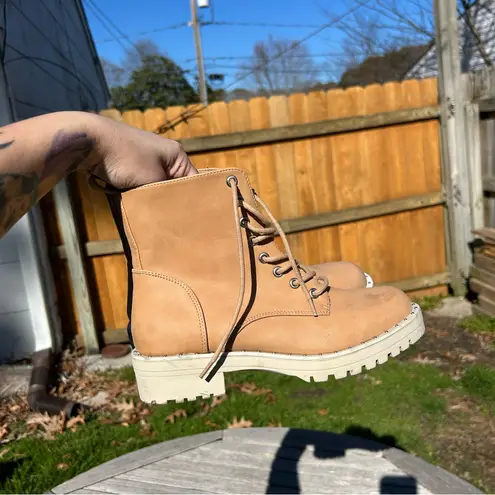 DV BY DOLCE VITA Opalus Womens Zipper Lace Up Combat Boots size 7 Tan