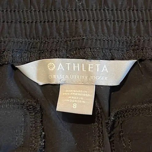 Athleta  Chelsea Utility Jogger Black Athleisure Pants Size 8 Hiking Outdoors