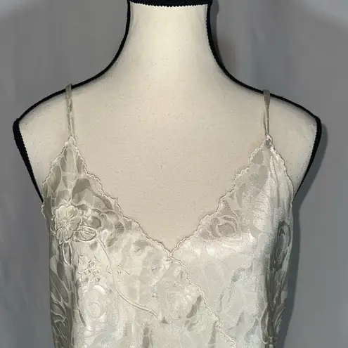Miss Elaine • White Flower Embroidery Chemise Night Gown Sexy Honeymoon Size S