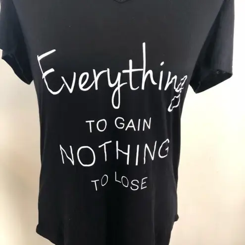 New Women’s JAMIE & LAYLA GRAPHIC T