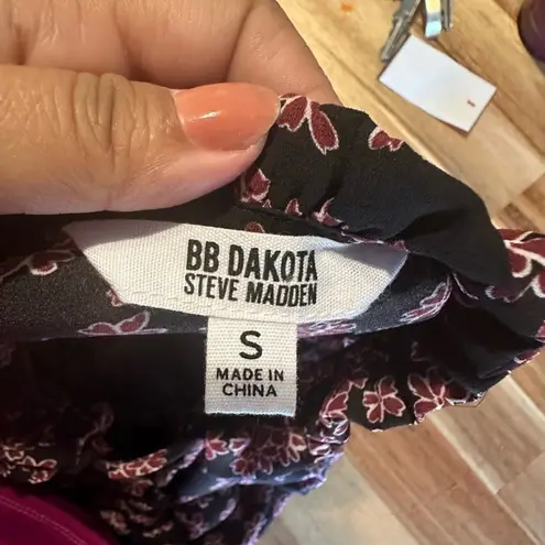 BB Dakota x Steve Madden “Everything’s Blossom” Dress – Feminine & Flowy Black