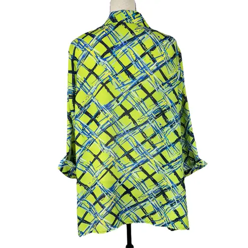 Maggie Barnes 1X (18/20) Top Button-Up V-Neck Lightweight Semi-Sheer 3/4 Sleeves