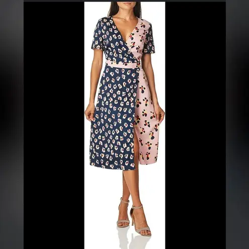 BCBGeneration NWT  FLORAL WRAP DRESS
