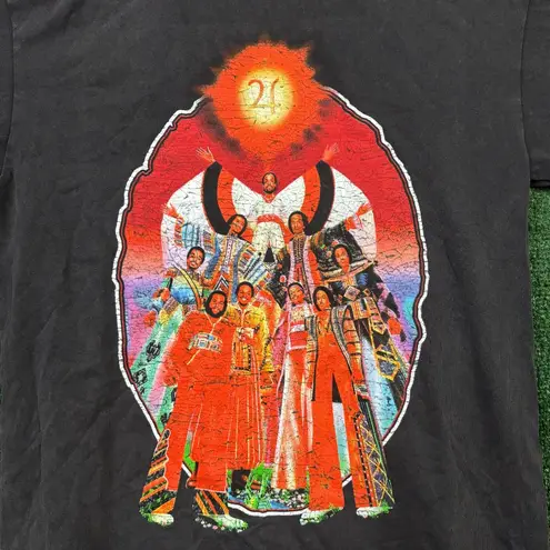 Earth Wind and Fire Let's Groove Tour T-Shirt Size Large