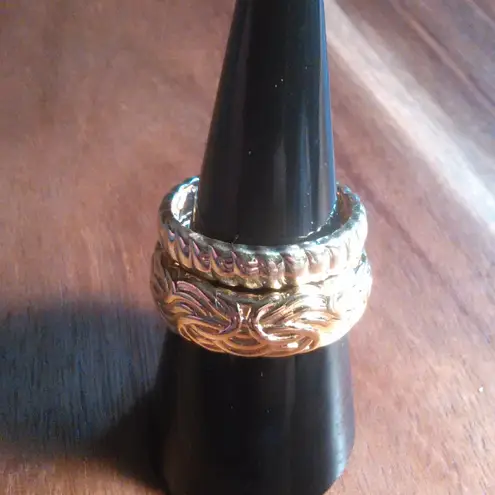 Love Weave Set of Two 18K Yellow Gold Ion Plated Bronze Rings (Size 9)