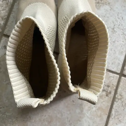 Vivaia Melissa Square