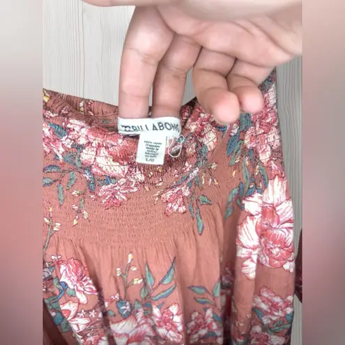 Billabong  Women’s Night Fox Smocked Off Shoulder Floral Dress in Ash Rose