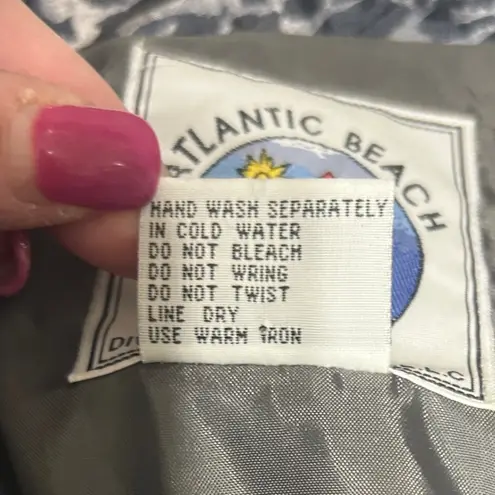 Vintage Atlantic Beach Women Silk Windbreaker M Gray White Animal Print Retro Size M