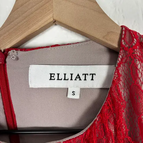 Elliatt Ruched Lace Long Sleeve Mini Dress Red Romantic Size Small