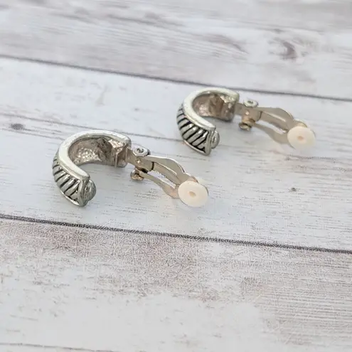 Vintage Clip On Earrings Statement Chunky Hoops Gold Tone with Lines