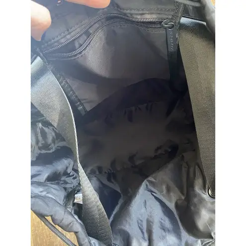 Beyond Yoga Convertible Gym Yoga Bag Backpack Black Tote Weekend Bag