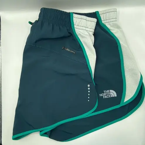 The North Face North‎ Face Shorts Women's Size Small Navy Blue FlashDry Zipper Pocket Run Gym