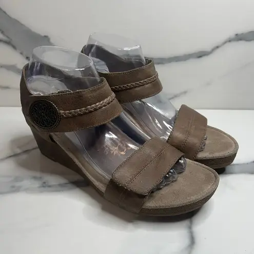 Aetrex Wmns Taupe Leather Ariel Wedge Sandals Sz 40 Sz 9