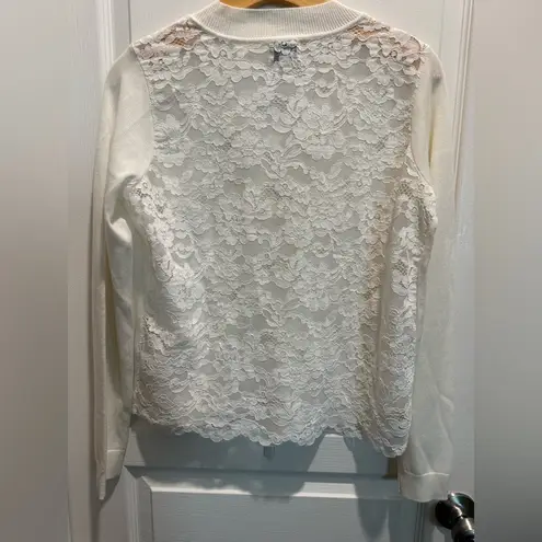 Cami NYC Light Cream Lace Back
Long Sleeve Sweater /blouse size S