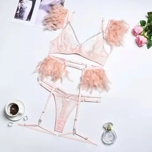 Lingerie Set Feathers 3 Piece Baby Pink NWT Boutique Custom Size undefined