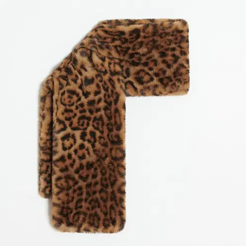 Apparis NWT Jasper Plush Leopard Print Black Brown Faux Fur Thread Through Scarf