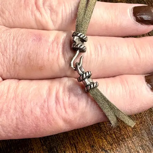 Vintage Real Pearl & Bead Bracelet with Suede Straps Green