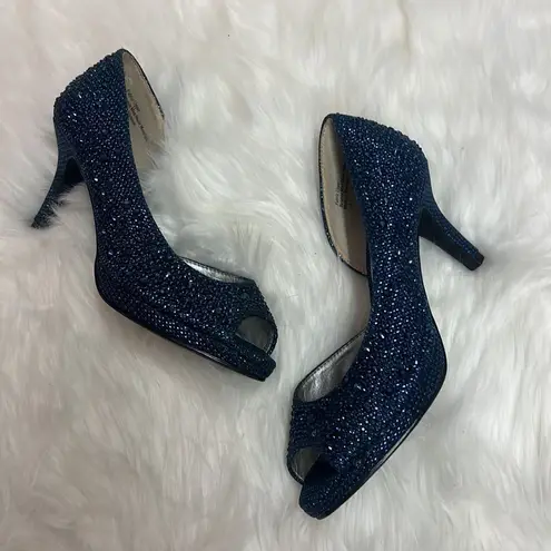 Kelly & Katie  Darlene Platform Pump size 6 Bin 13