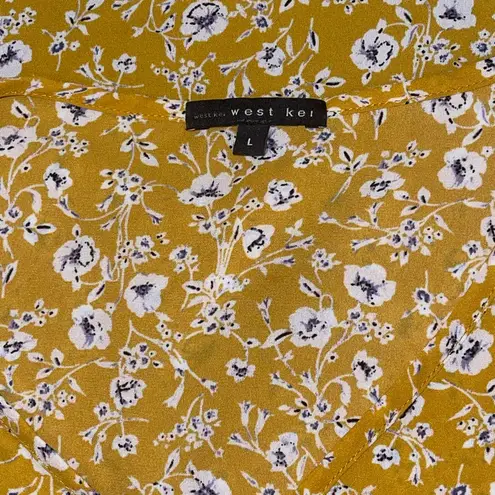 West Kei Yellow Floral Blouse button up short sleeve top shirt woman’s Large