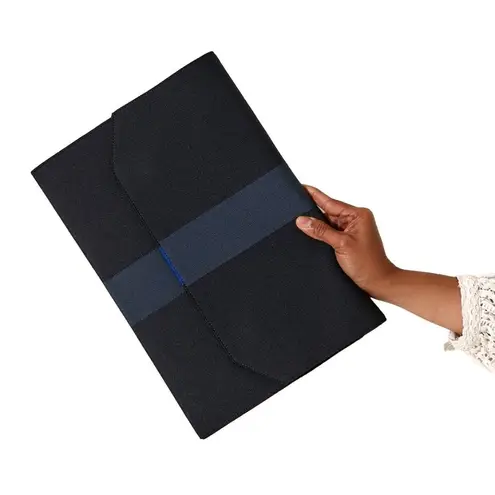 NWT Rothy’s The Portfolio in Dark Graphite Stripe Laptop Folio Case Blue