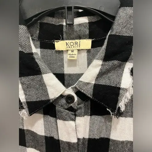 Kori Buffalo Plaid Sleevless Flannel Distressed Ruffle Hem Button Down Sz M