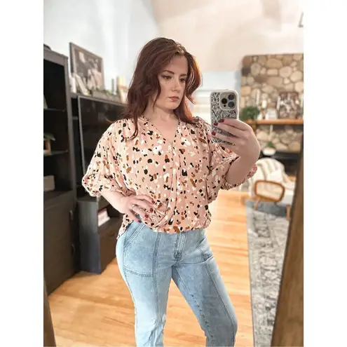 Versona speckled top