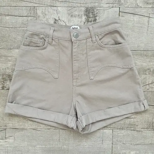 BDG Urban Outfitters Western Boho High Waisted Rolled Hem Womens Mom Shorts 26