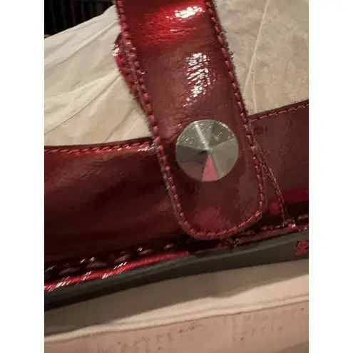 Alegria Leather Slip-On Mary Janes Faye Cherry Bomb Patent Size 37 US 7-7.5