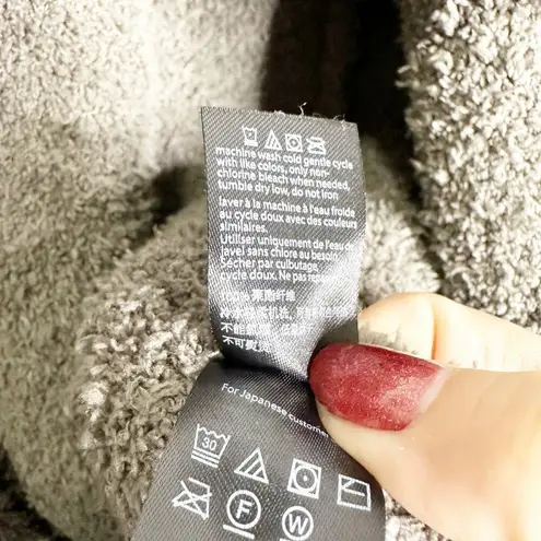 Barefoot Dreams Cozychic Gray Cozy Waterfall Open Vest Girls Size 12/14