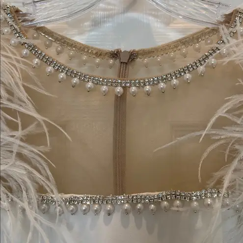 Mac Duggal NWT 11438 Feather Cap Sleeve Pearl Embellished Tea-length Dress Sz 10