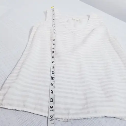 Lucy & Laurel 100% Linen Gold Metallic Blouse