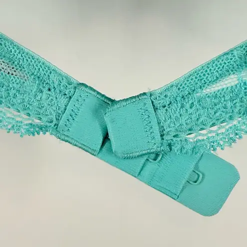 Victoria’s Secret Angels padded lace green mint bra size 36B