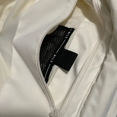Stylish NILS insulated white ski jacket with custom metal accents Size 10P
