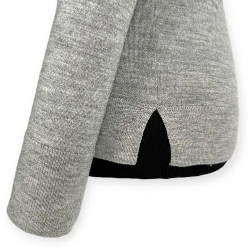 Banana Republic  | XS | Merino Wool Grey Long Sleeve Crewneck Kiss Lips Sweater