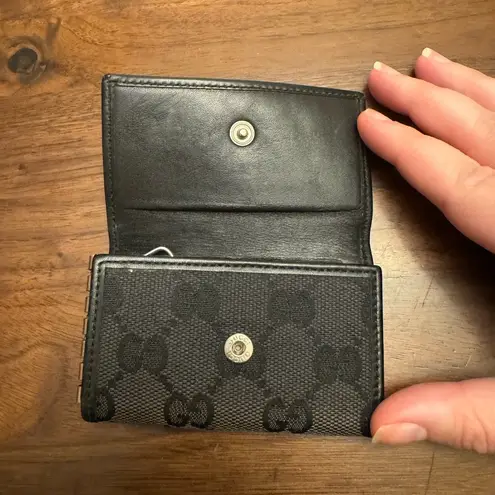 Gucci  6-Key Holder Black Canvas and Leather - Image 4