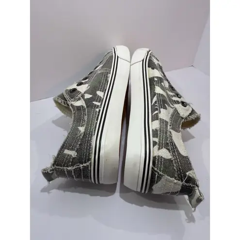 Outwoods New Women's 81471-514 Grey (Camo) Lenora-1 Casual Sneakers Size 9