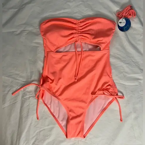 Decree Womens Exotic Textured Monokini One Piece Swimsuit in Tropical Coral S