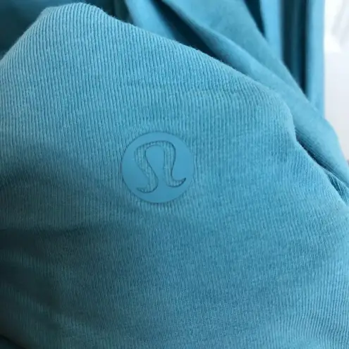 Lululemon Light Blue  open tie back Tank Top size 6 thumbnail 4