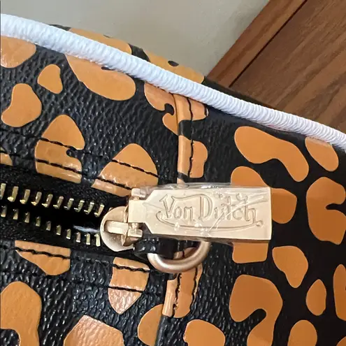 Von Dutch | Cheetah Bowling Bag w/ Matching Crossbody Strap