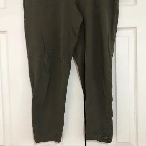 J. Jill Pure Jill olive green pants Pima cotton blend women size medium petite Green
