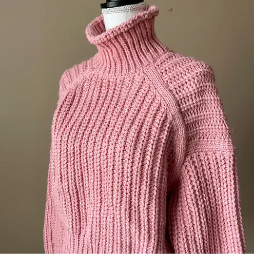 H&M  | Pink High Neck Chunky Knit Cropped Sweater Sz S